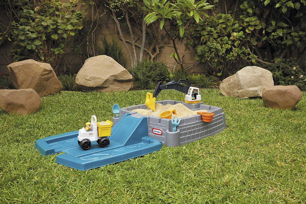 Sandbox with Lid and Play Sand Accessories L57303
