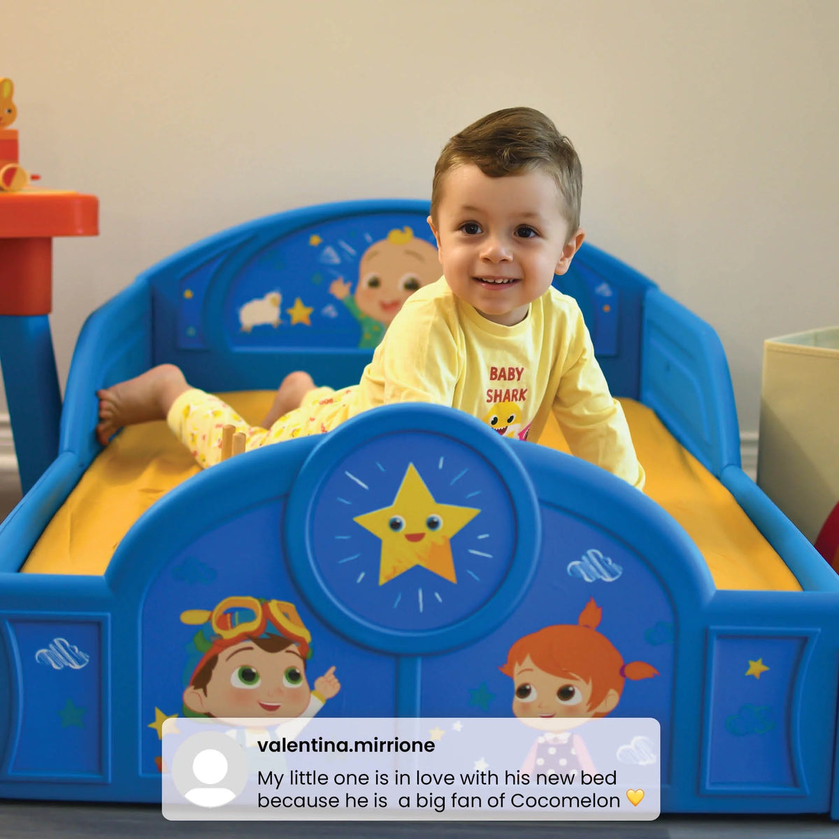 Blue Toddler Bed with Built-In Guardrails W39684