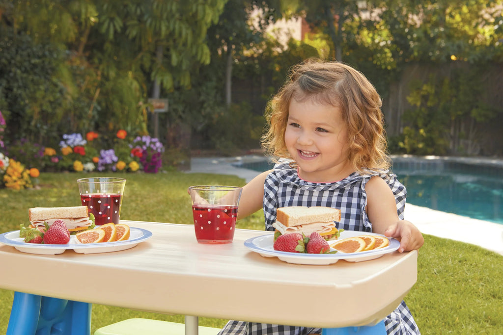Kids Picnic Table with Umbrella Q84086