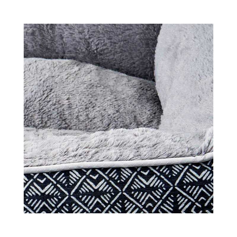 Large Pet Bed R953514