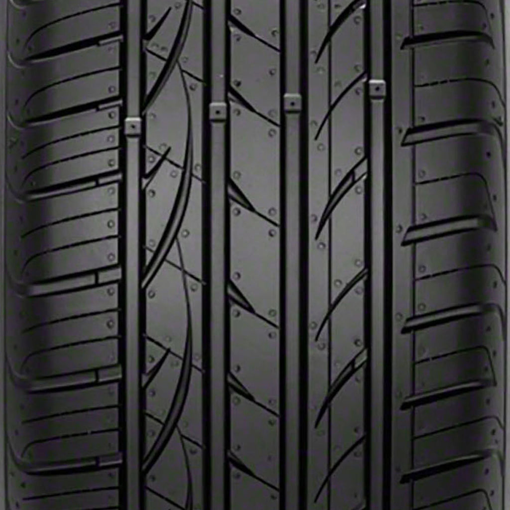 All Season 255/40R20 101H XL Passenger Tire L113432