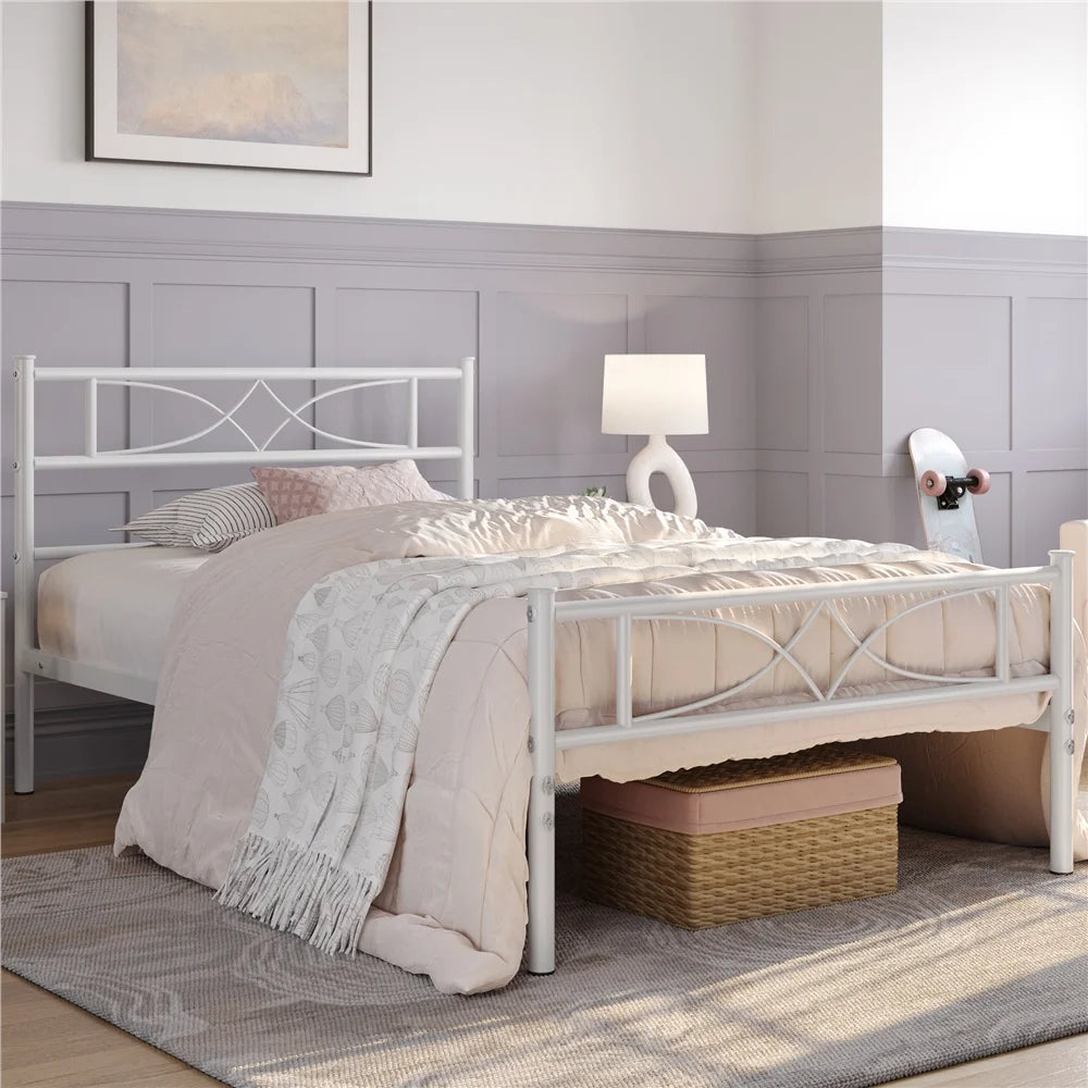 Black Queen Metal Bed with Headboard and Footboard Q3003