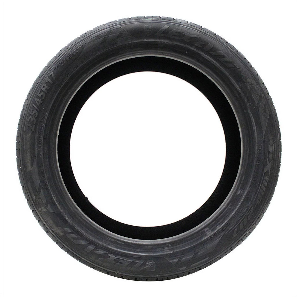 235/45ZR19 99W XL Passenger Tire B124533