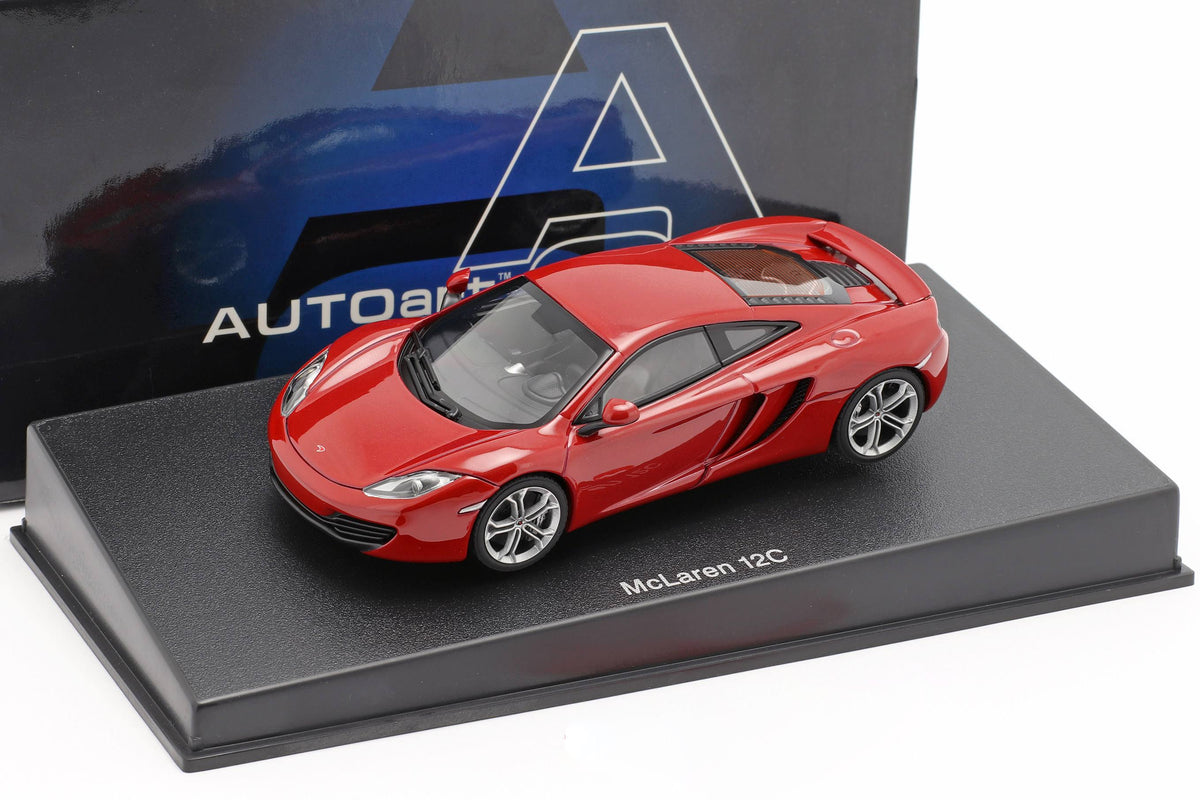 Volcano Red 1/43 Diecast Car Model B780502