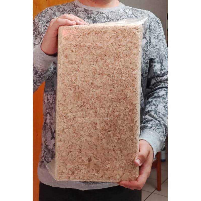 Natural Aspen Small Animal Bedding F211