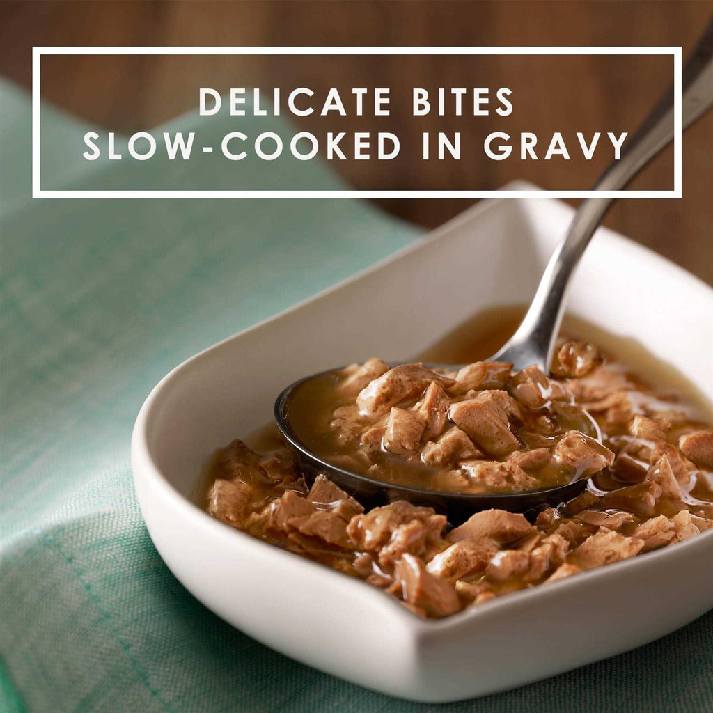 Chicken Feast in Gravy Cat Food Can T39428